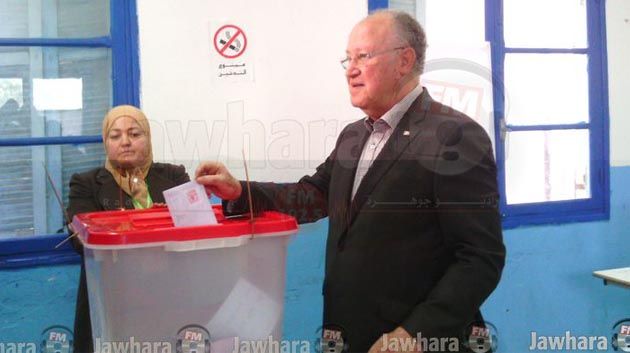 Mustapha Ben Jaafar accomplit son devoir électoral