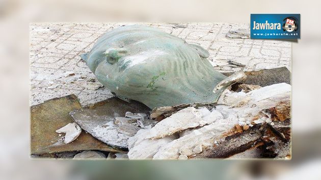 El Hamma : la statue de Tahar Haddad détruite