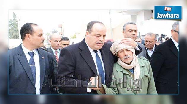 Le ministre de l'Intérieur aux funérailles du martyr Mehdi Abidi à Fernana