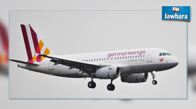 Crash de l'A320: le co-pilote a refusé d'ouvrir la porte du cockpit dans une