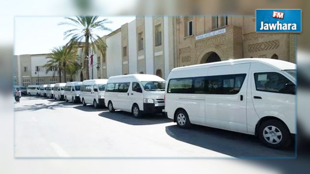 Tozeur : Un don qatari de 12 minibus et 6 véhicules tout-terrain
