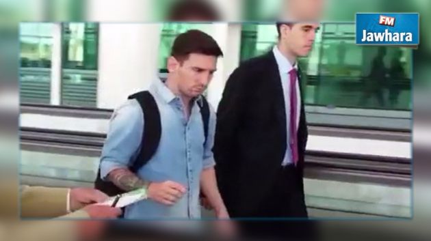 Messi refuse un autographe à un vieil homme