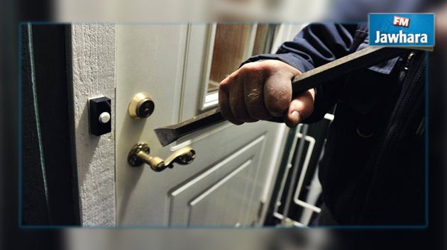 Monastir : Un homme vole 20 mille dinars de la maison de son voisin