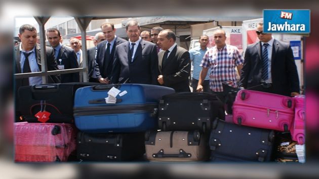 Le chef du gouvernement en visite surprise à l’aéroport Tunis-Carthage