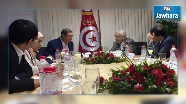 Essid s'entretient avec Rached Ghannouchi au siège d'Ennahdha