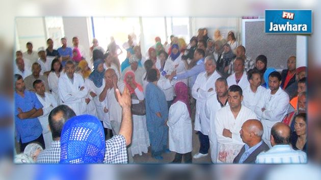 Kébili : Des médecins protestent contre l'agression de leur collègue