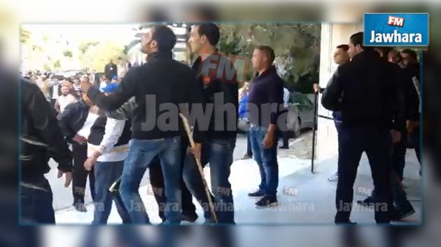  Guerre des clans à Nidaa Tounes : La réunion du bureau exécutif est annulée après des échauffourées