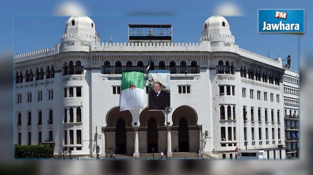 Fonction publique : L’Algérie supprime un million d’emplois