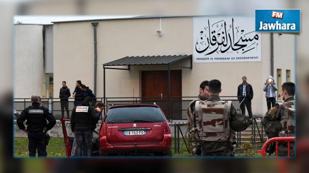 France : Un conducteur fonce sur des militaires devant la grande mosquée de Valence