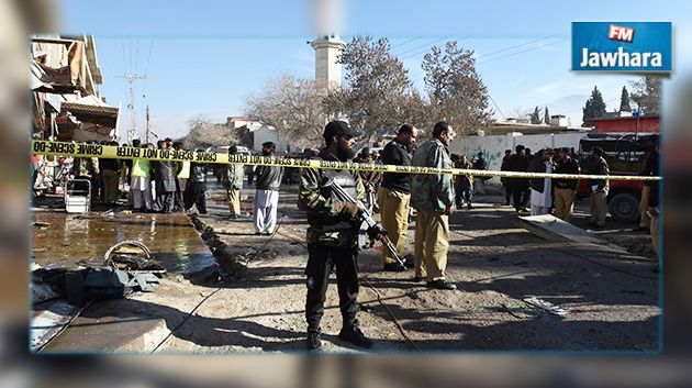 Pakistan: Un kamikaze tue 15 personnes majoritairement des policiers