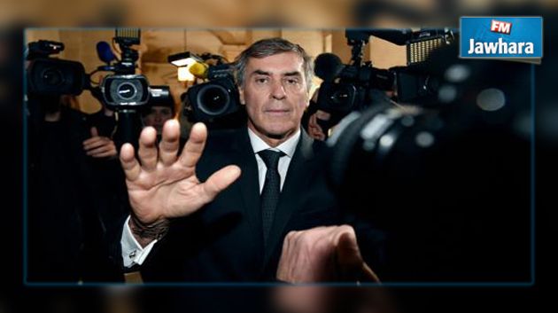 L'ex-ministre français Cahuzac agresse un journaliste au tribunal