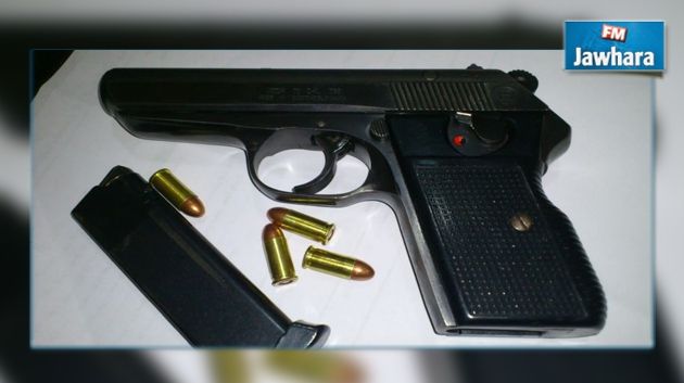 Kairouan : Un pistolet découvert dans un sac de friperie