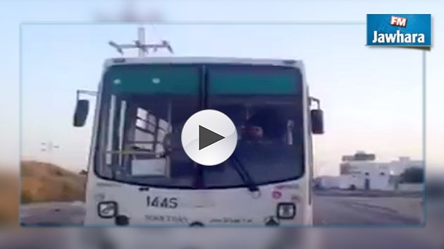 A Sfax, un enfant au volant d'un bus de transport public !