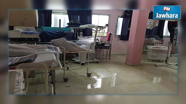 Le service de maternité de l'hôpital de Bizerte envahi par la pluie