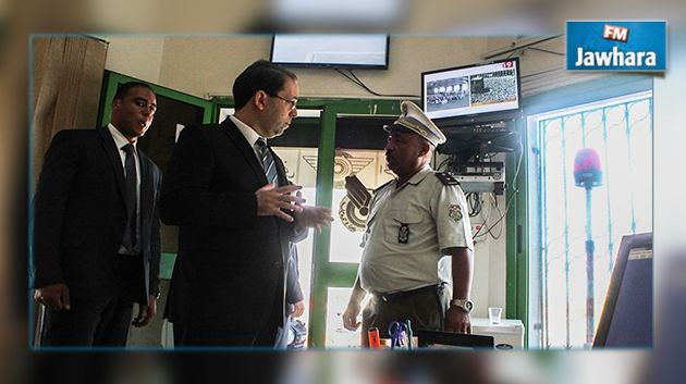 Visite du chef du Gouvernement à la station de péage de Mornag