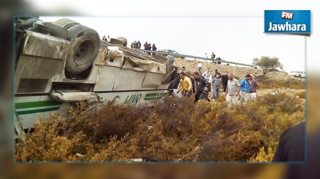 Zaghouan: 3 morts et 35 blessés dans un accident de la route