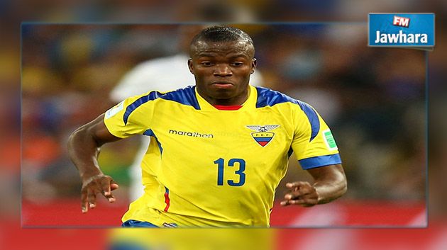 Enner Valencia échappe à la police en plein match (Vidéo)