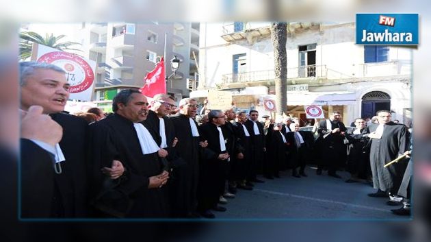 Loi de finances 2017 : Les avocats annoncent une grève générale