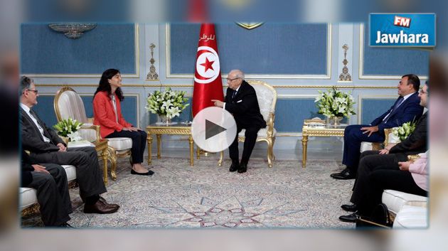 Caïd Essbesi à Nourane Houas : Ne refais plus jamais ça !