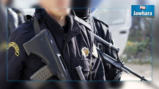 Sfax: Un chauffeur de taxi agresse violemment deux agents de police