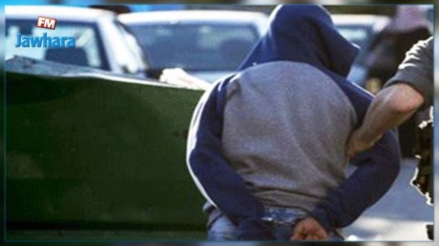 Intérieur: Arrestation d'un individu ayant menacé de se faire exploser dans un bureau de poste