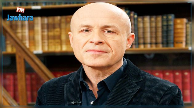 Poivre d'Arvor : Il faut qu'une nouvelle génération de jeunes émerge en Tunisie