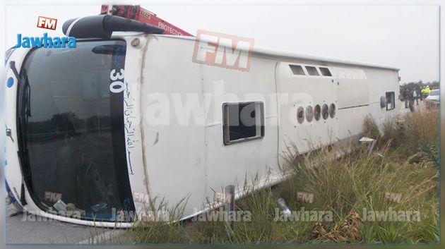 Renversement d'un bus à Kasserine : 12 personnes blessées