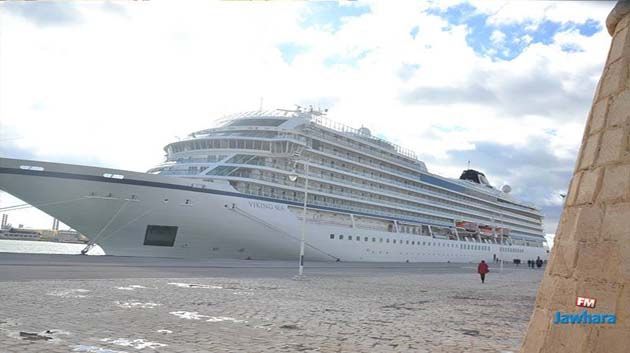 900 touristes débarquent au port de la Goulette