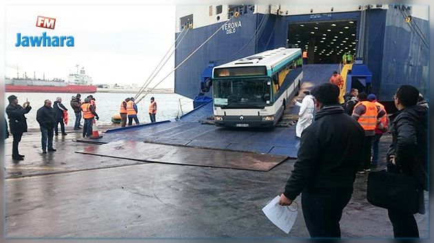 Transport : Réception de 100 bus d'occasion importés de France