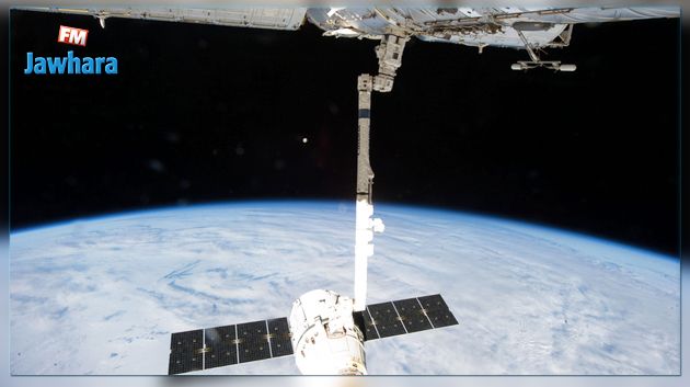 SpaceX enverra deux touristes autour de la lune en 2018