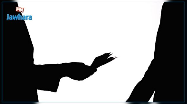 Il se fait arrêter pour avoir tenté de soudoyer un délégué avec 10 dinars