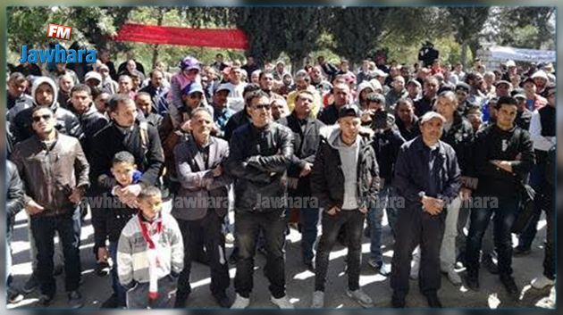 Les citoyens de Makthar protestent et menacent d'une grève générale