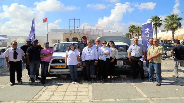 Tournée de Peugeot Pickup au Sahel