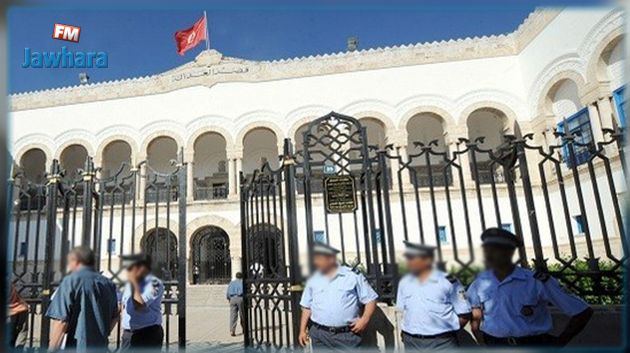 Des policiers devant le tribunal de Tunis pour réclamer la libération de Saber Laajili