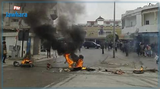 Reprise des affrontements entre manifestants et forces de l'ordre à Tebourba