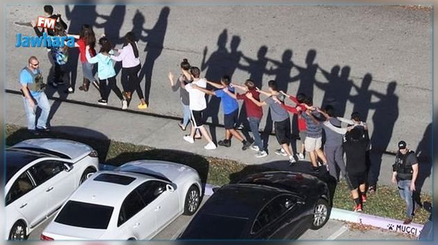 Etats-Unis : 17 morts après une fusillade dans un lycée en Floride
