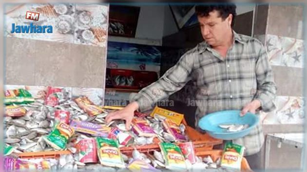Chebba : Un marchand de poissons propose du « Pataclet » gratuitement aux plus démunis