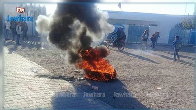 Boycott des examens : Des élèves protestent à Kairouan