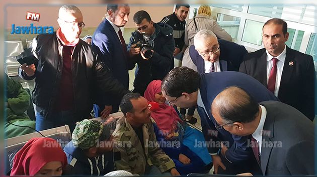 Le chef du Gouvernement en visite inopinée à l'hôpital de Sahloul