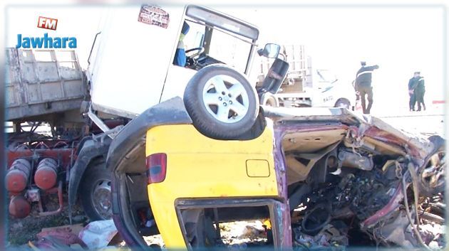 Algérie : Huit morts et deux blessés dans un accident de la route
