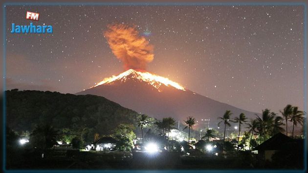 Les images spectaculaires de l'éruption du Mont Agung, à Bali