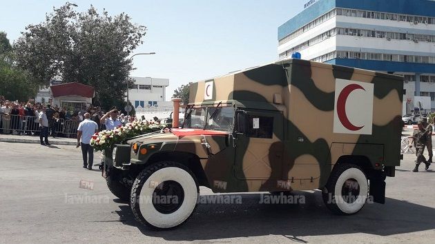 La dépouille de Béji Caid Essebsi quitte l'hôpital militaire de Tunis