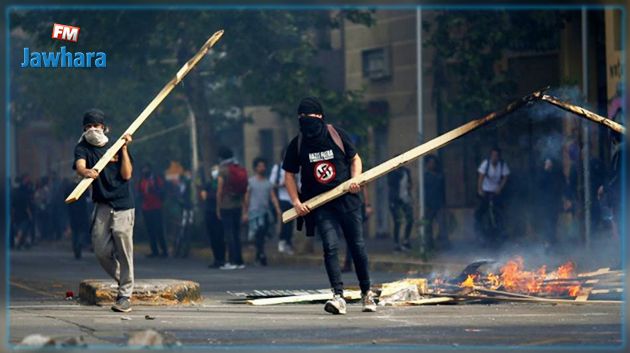 Chili : 7 morts dans les émeutes, le président déclare le pays 