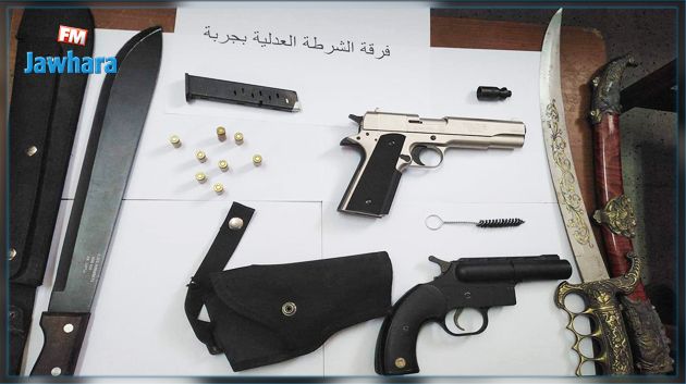 Deux pistolets et des munitions saisis chez un étranger résidant à Djerba