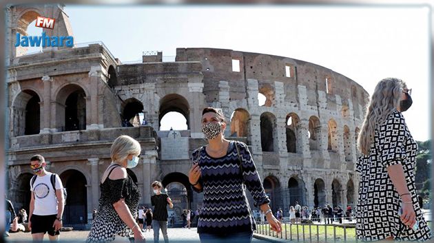 L’Italie met fin à l’obligation de port du masque en plein air