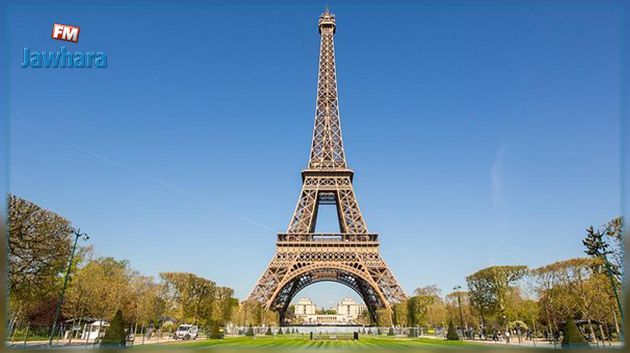 Réouverture de la tour Eiffel à Paris après huit mois de fermeture