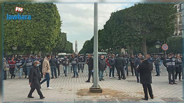Manifestations à l'occasion du 14 janvier: Les accès à l’avenue Habib Bourguiba fermés