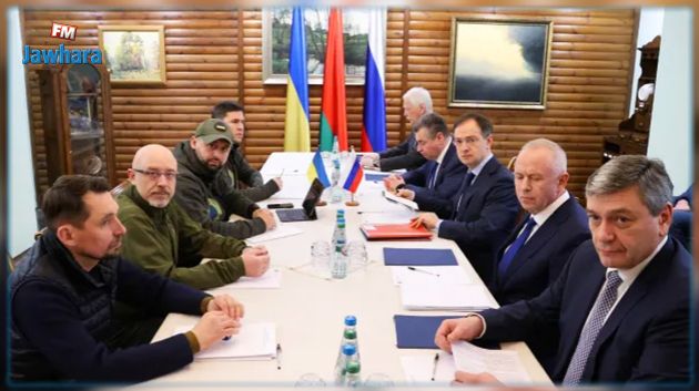 Guerre en Ukraine: Kiev va réclamer un cessez-le-feu et le retrait des troupes russes durant les pourparlers avec Moscou