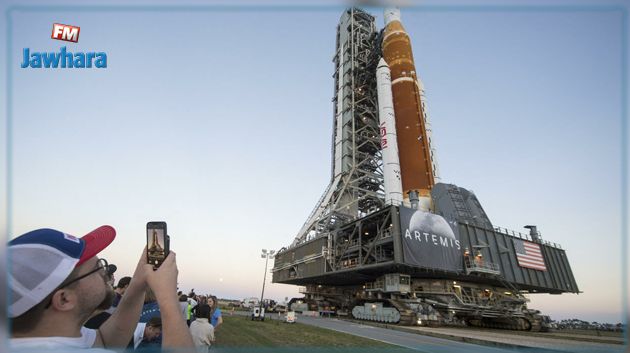 Espace : la Nasa rate le premier test de lancement de sa méga fusée pour la Lune