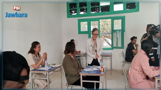 El Fahs : La cheffe du Gouvernement et le ministre de l'Education supervisent le bon déroulement des épreuves du Baccalauréat
